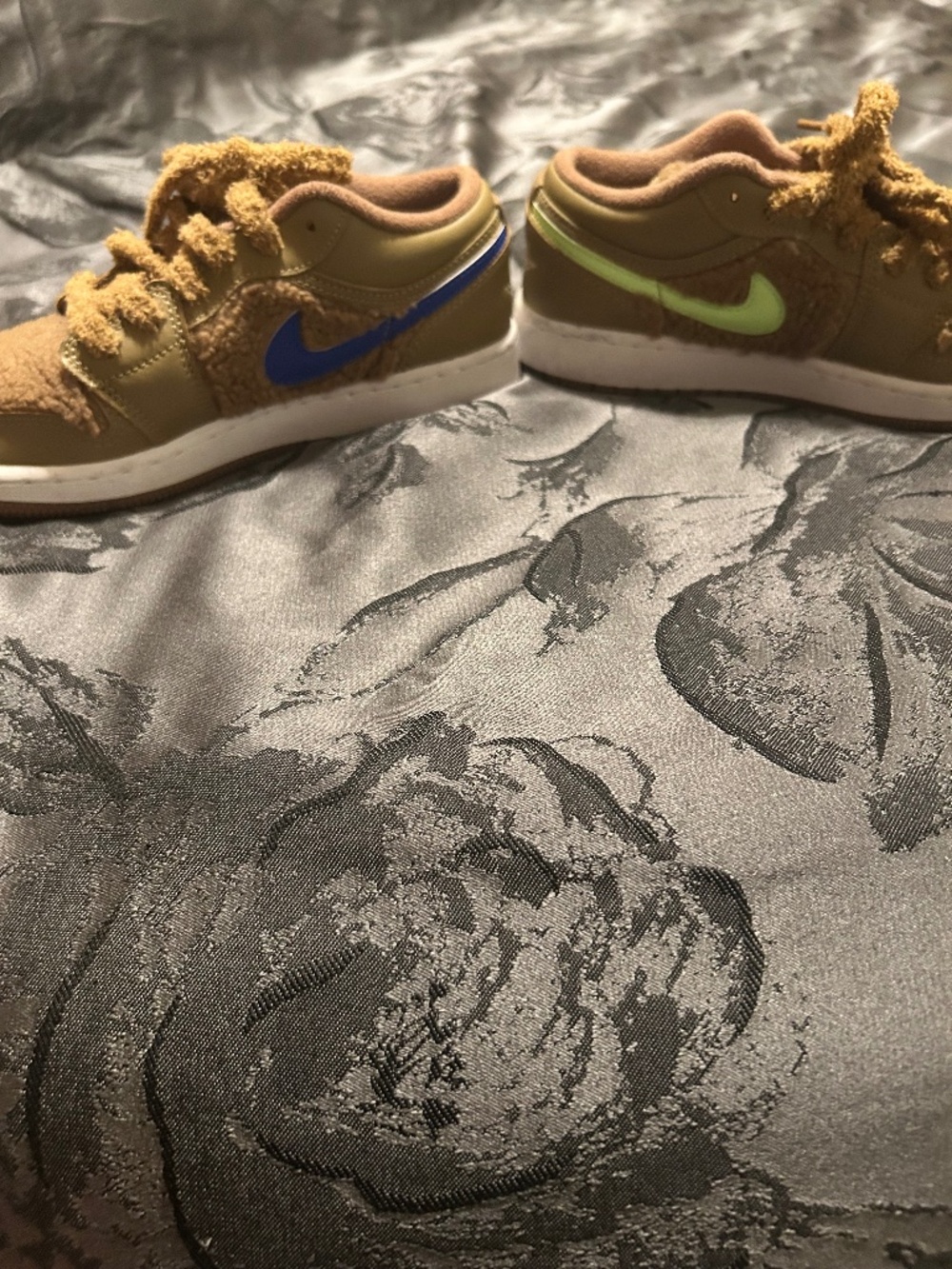 Limited edition Jordan 1 low